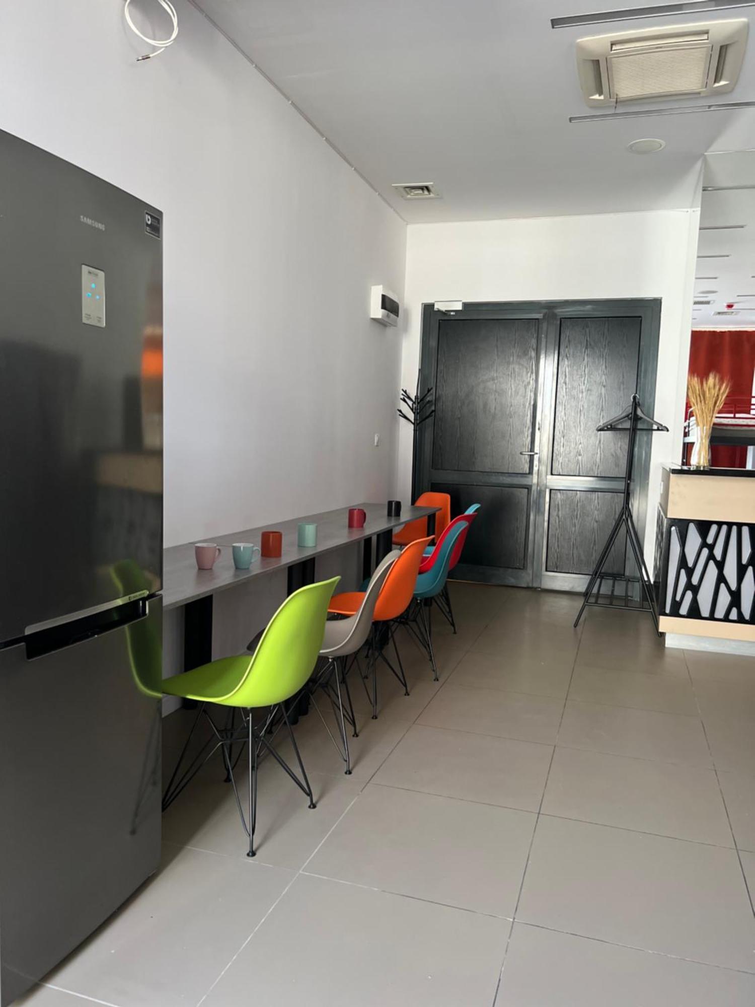 Hostel Fuchs Варшава Экстерьер фото